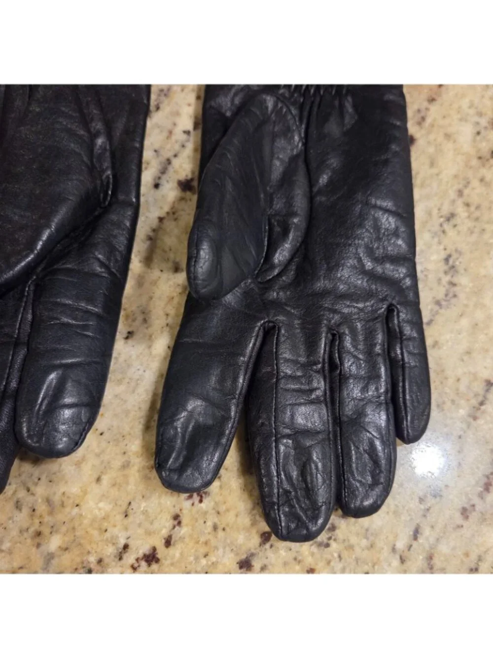 Thinsulate 40g Womens Size M Black Leather Fleece Lined Gloves